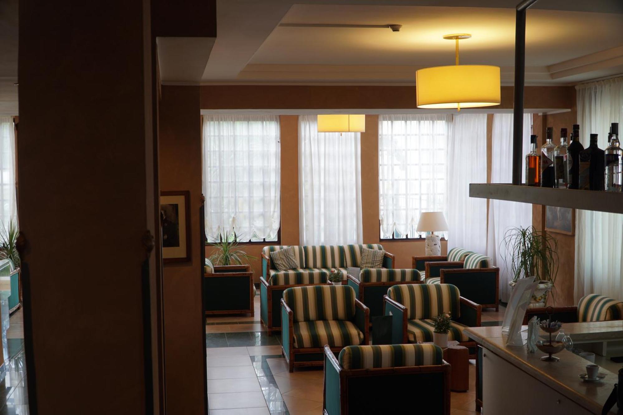 Hotel President Montecatini Terme Bagian luar foto