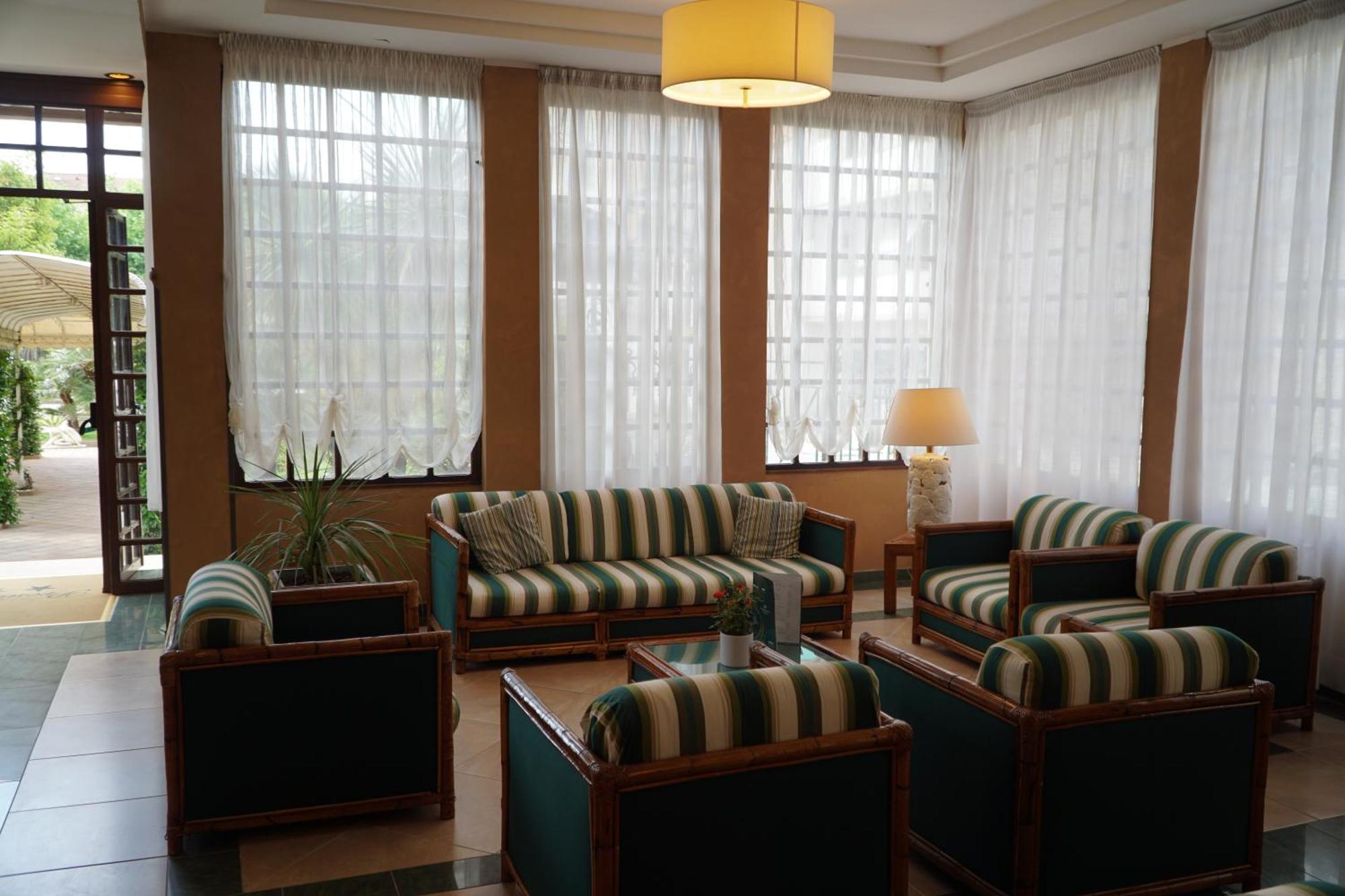 Hotel President Montecatini Terme Bagian luar foto